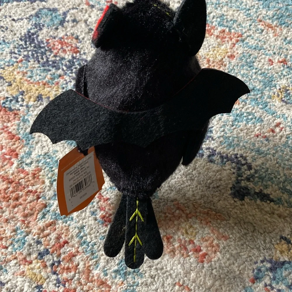 Target Hyde & Eek Felt Halloween Bird feathery friends NEW Batrick Bat